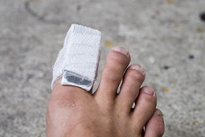 Performing Cardiovascular Exercises With a Broken Toe