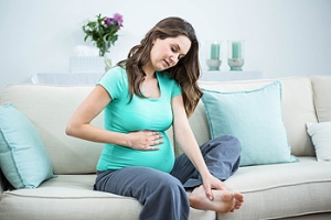 Uncomfortable Swollen Feet During Pregnancy